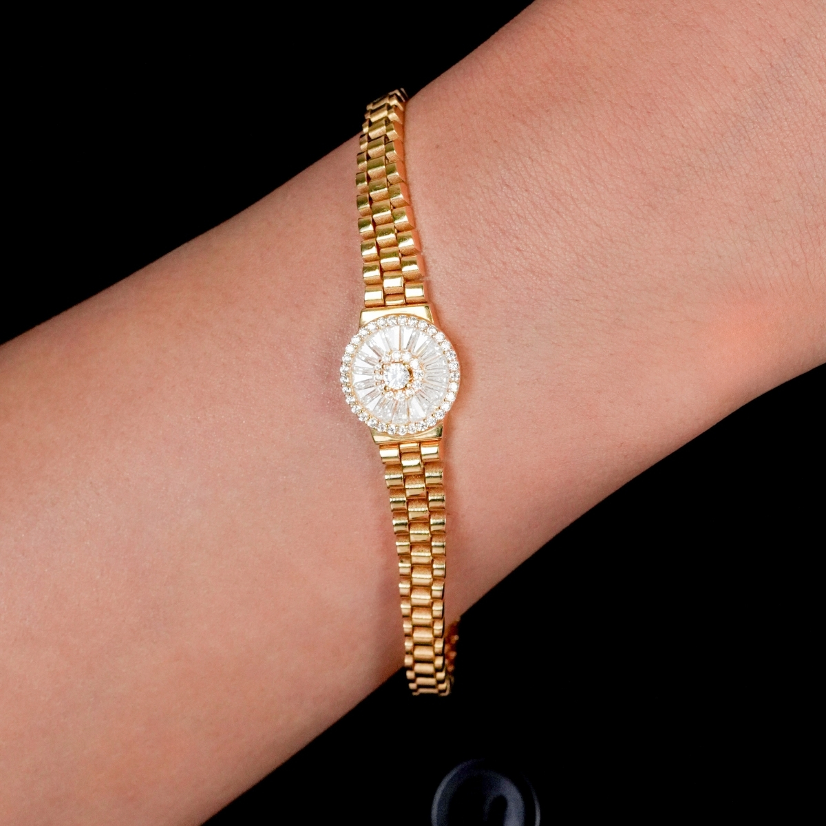 Oval Taşlı Bileklik